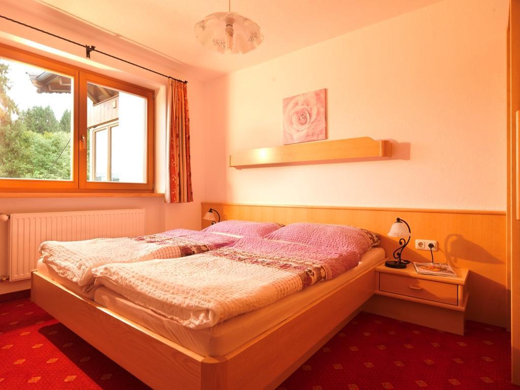 Ferienwohnung Saalbach Fieberbrunn Δωμάτιο φωτογραφία